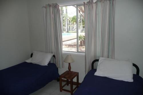 Ocean Breeze Apartments Bowen Exterior foto