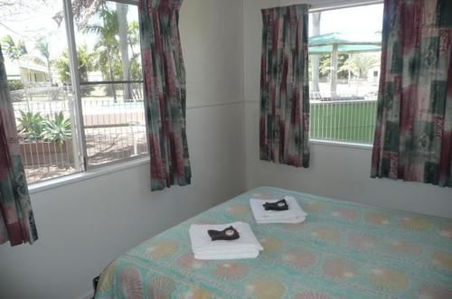 Ocean Breeze Apartments Bowen Exterior foto
